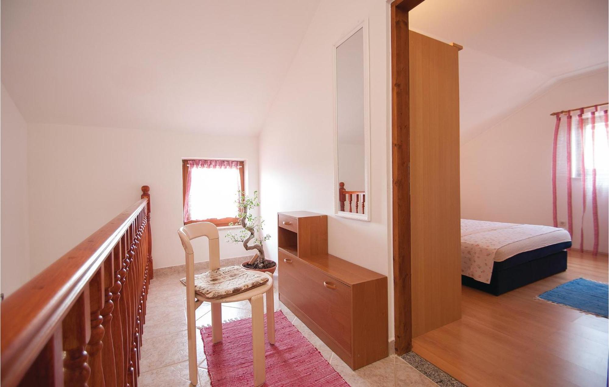 Lovely Apartment In Rovinj With Kitchen Exterior foto